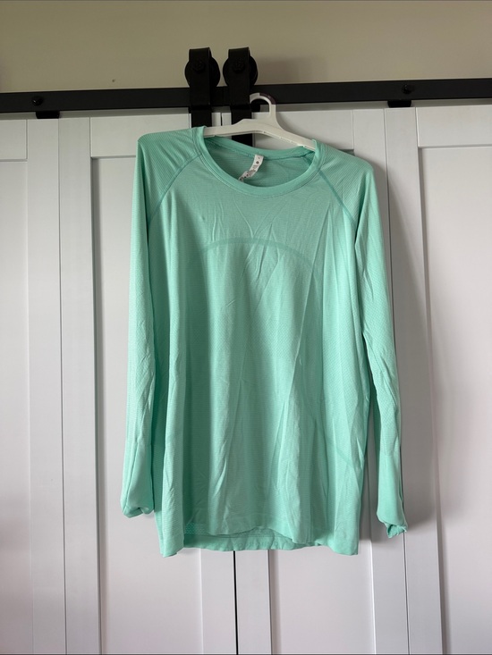 lululemon athletica Tops - Lululemon Swiftly Tech long sleeve